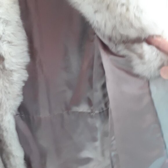 Genuine Mink Coat from Hudson's Bay Company - Picture 2 of 10